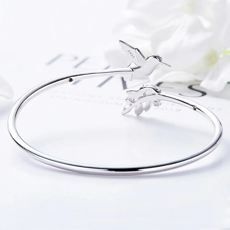 Adjustable Hummingbird Ring with Rhinestone Diamond - Image 2