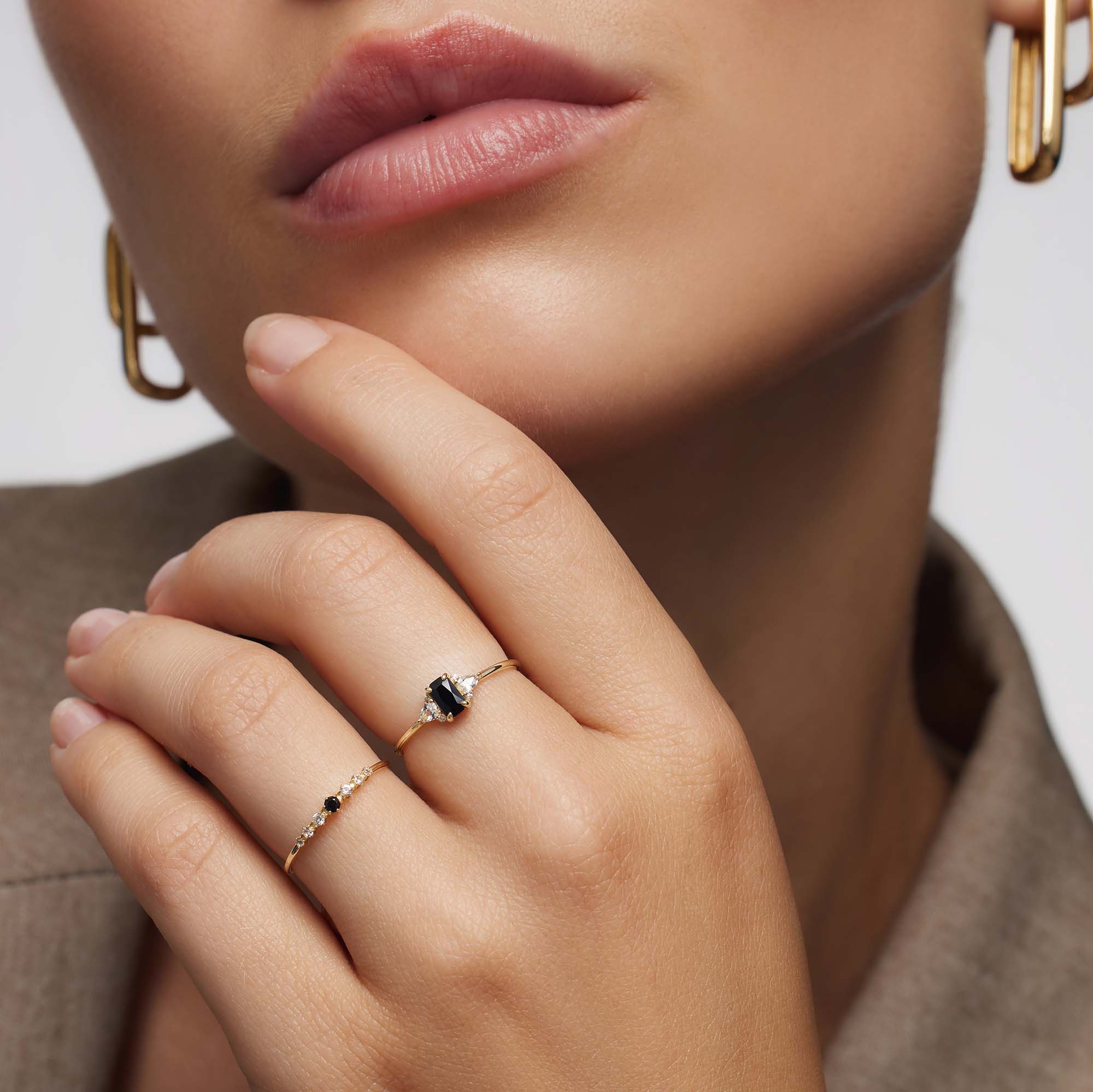 Black Spinel Baguette Ring | Gold - Image 2