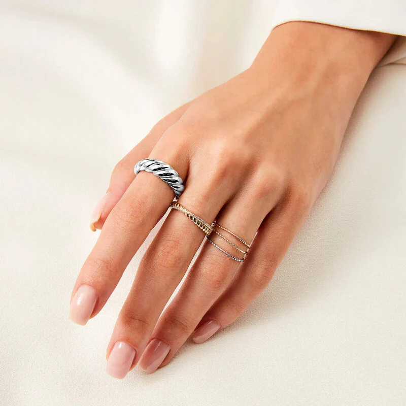Croissant Ring | White Gold - Image 2