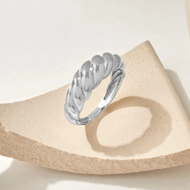 Croissant Ring | White Gold - Image 3