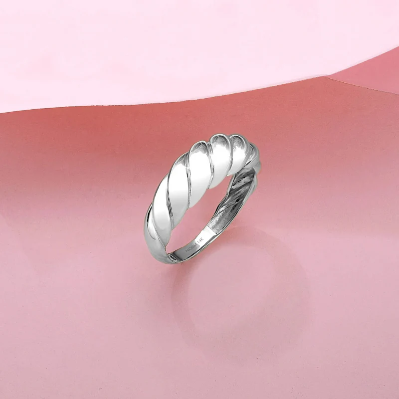Croissant Ring | White Gold - Image 5