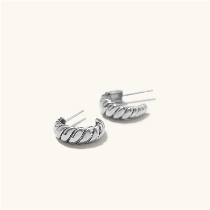 Diantha's Grace Earrings - Image 3