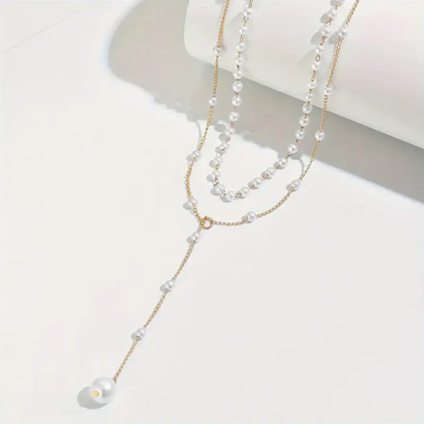 Elegant Vintage Freshwater Pearl Necklace - Image 2