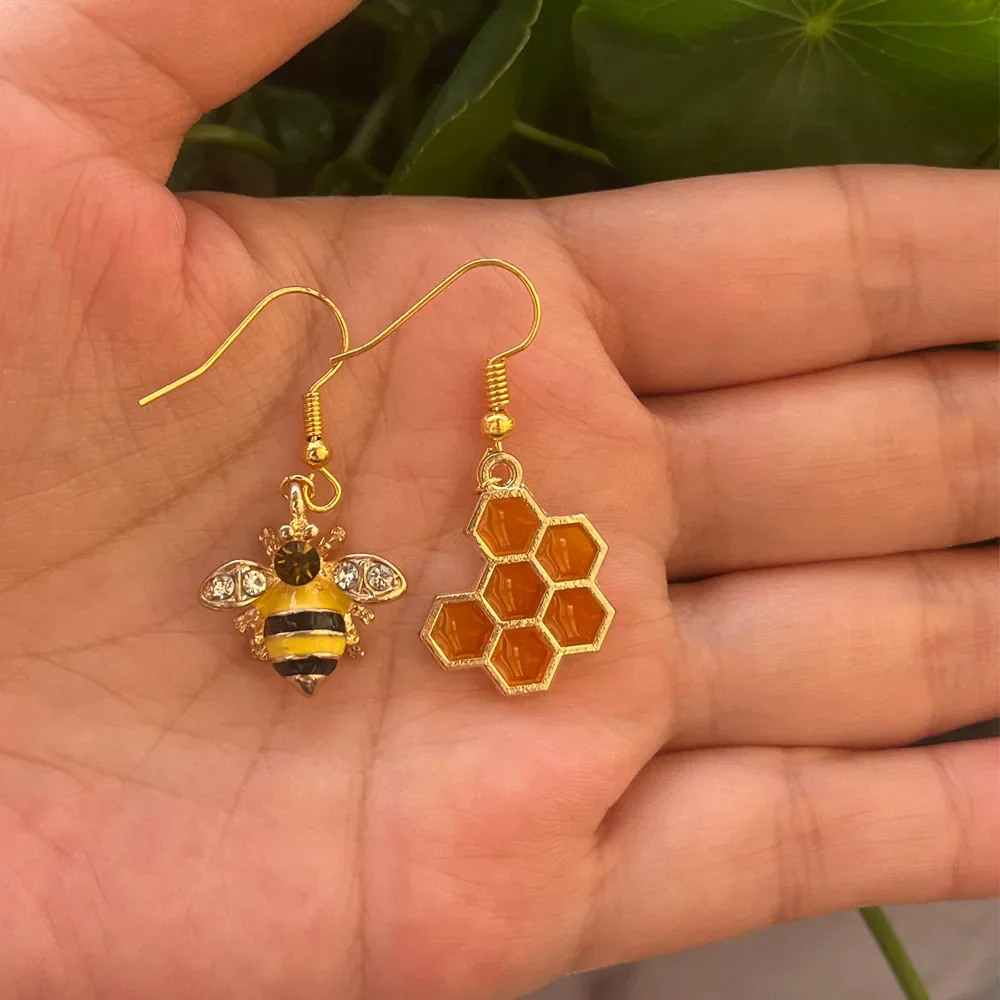 Golden Bee & Honeycomb Crystal Earrings - Image 4