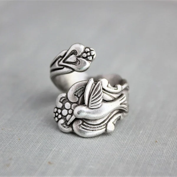 Hummingbird Flower Ring - Image 4