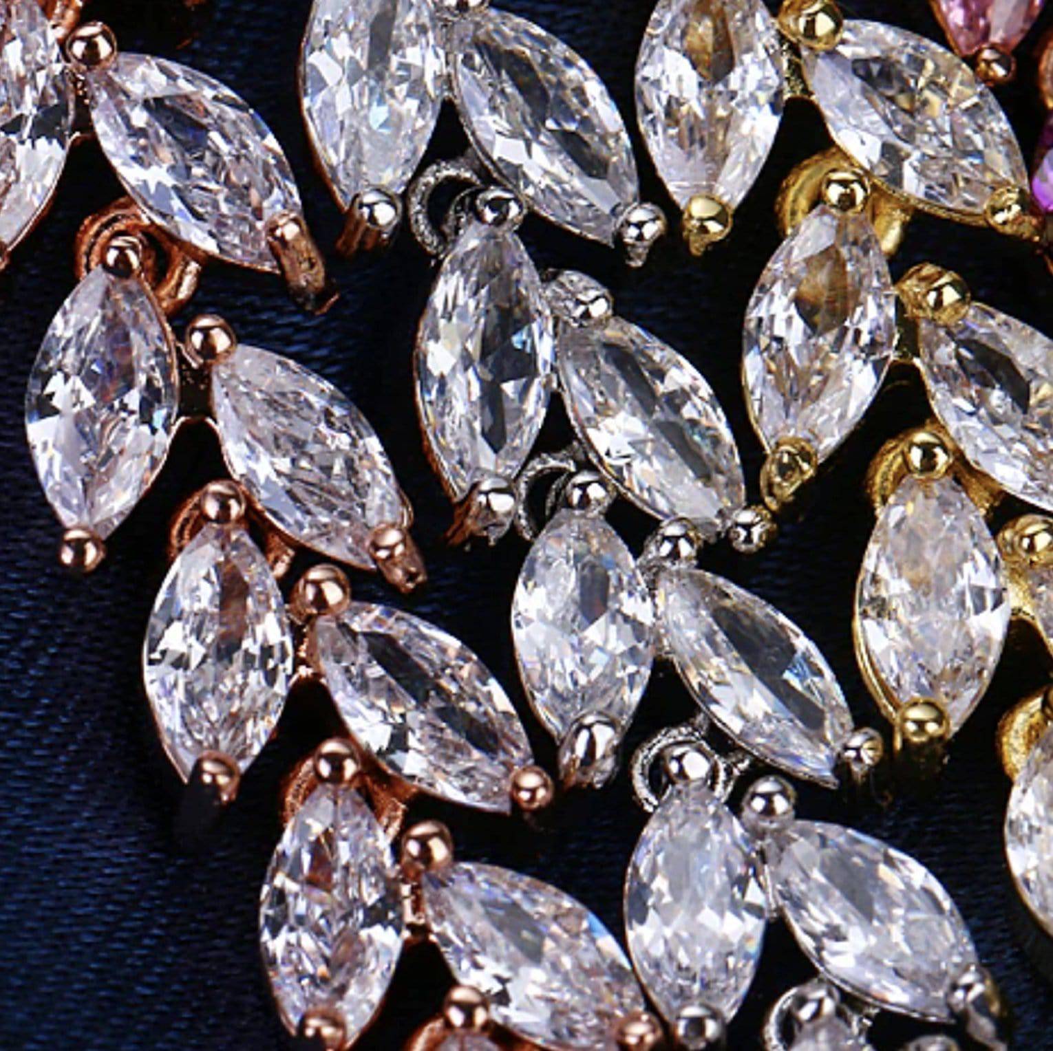 Jennie Leaf Bracelet - Image 2