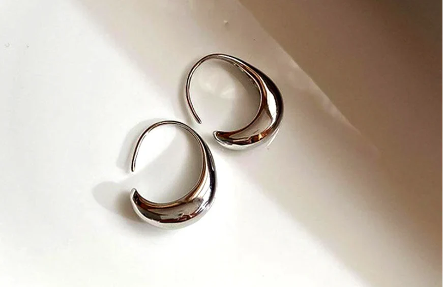 Luxury Gold Earrings - Image 2