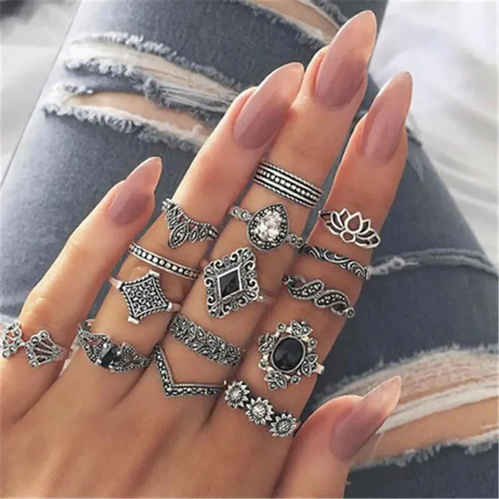 Unique Premium Pack of 8 to 12 Rings - Image 16