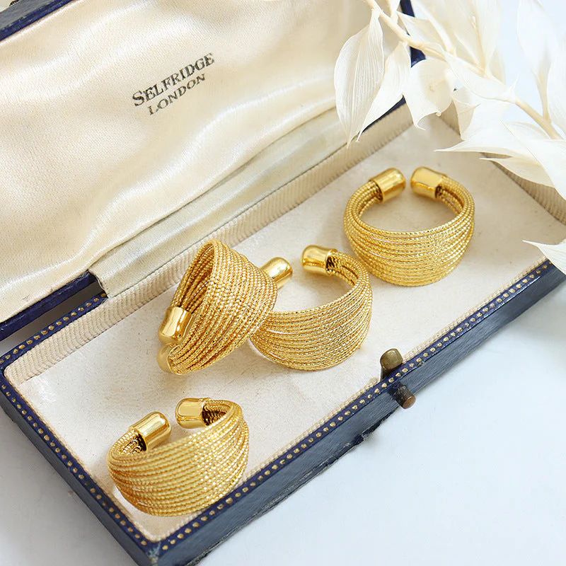 Vera Open Gold Ring - Image 5