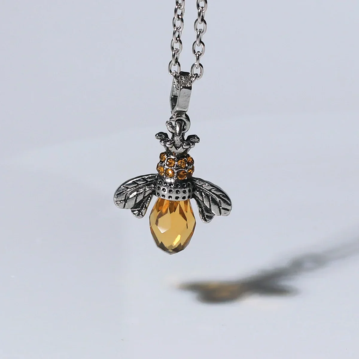 Vintage Bee Necklace & Earrings Set - Image 3