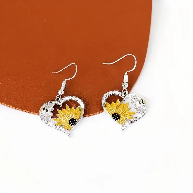 Vintage Boho Sunflower & Bee Heart Dangle Earrings - Image 3