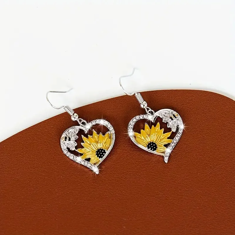 Vintage Boho Sunflower & Bee Heart Dangle Earrings - Image 4