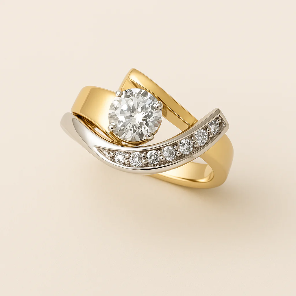 Vintage Irregular Silver and Gold Zirconia Ring - Image 2